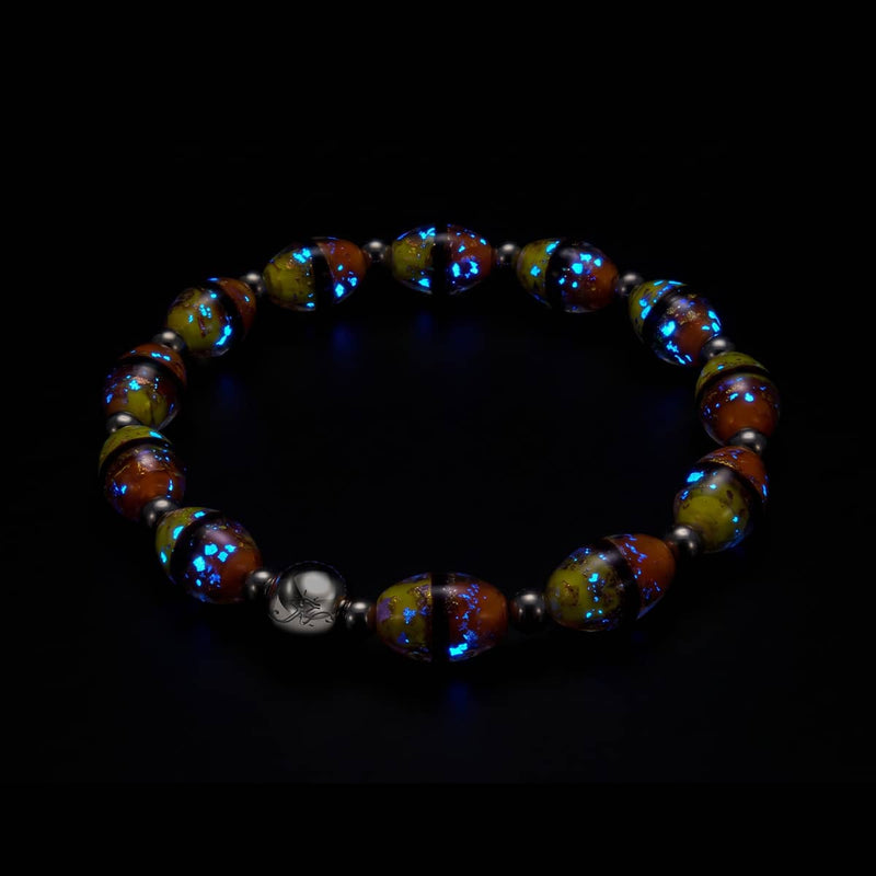 Golden Shore | Tiger Glass Oval Bracelet