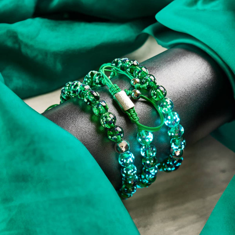 Blue Shamrock | Silver | Firefly Glass Macrame Bracelet