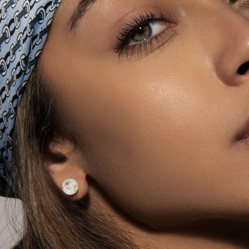 Ivory | .925 Sterling Silver | Firefly Glass Stud Earrings