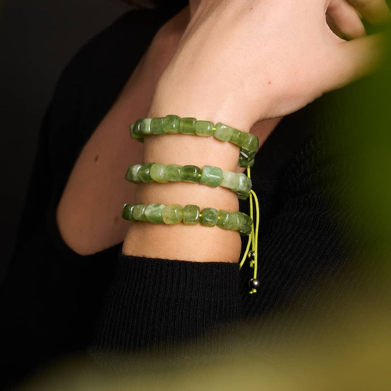 Olive Quartz | Silver | Gemstone Pebble Macrame Bracelet