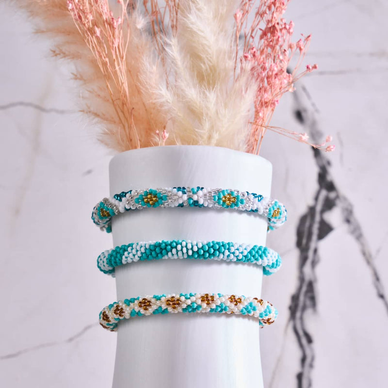 Teal Diamondback | Himalayan Glass Bead Bracelet