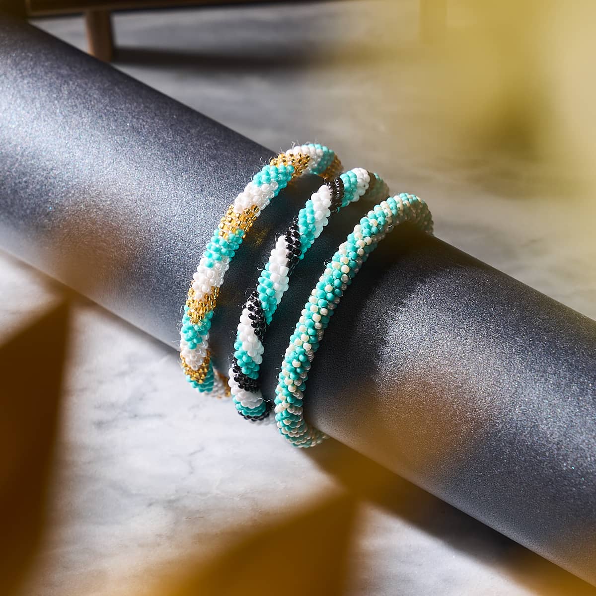 Tidal Wave | Himalayan Glass Bead Bracelet