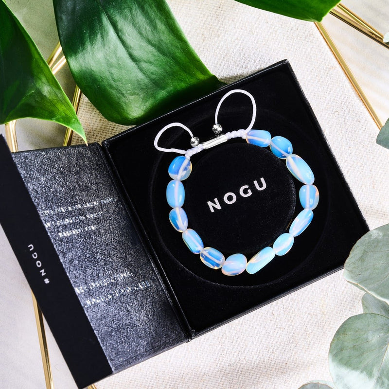 Silver x White | Opal Moonstone Pebble Macrame Bracelet