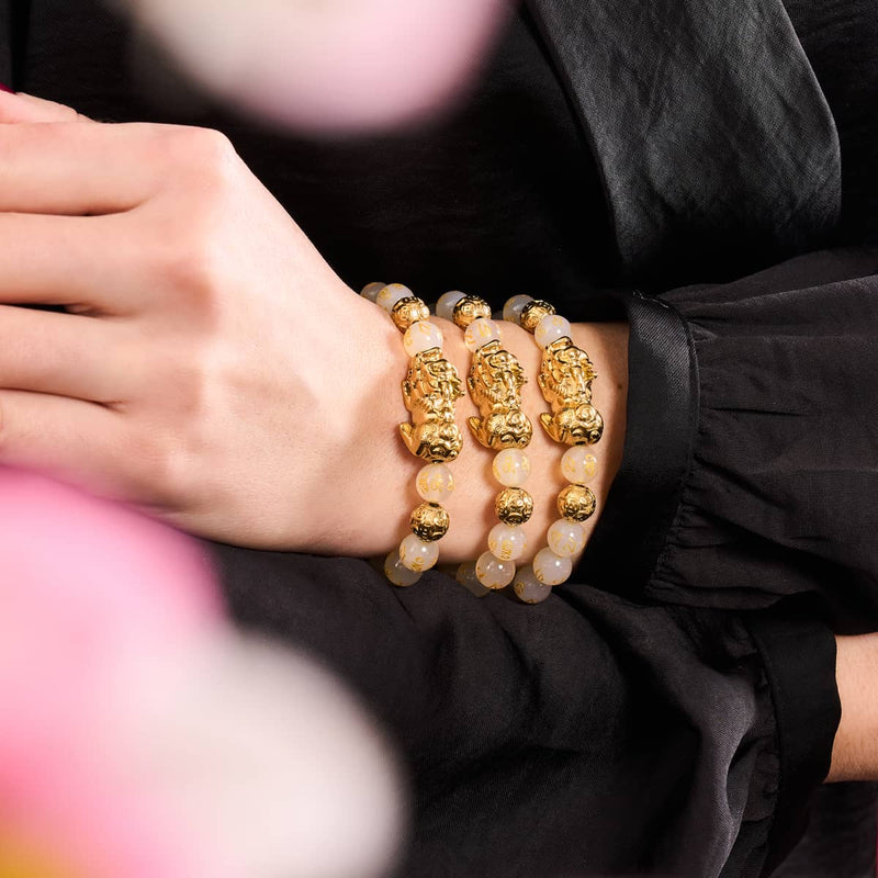 Pixiu Feng Shui Bracelet | GOLD Element | White Agate x 18k Gold