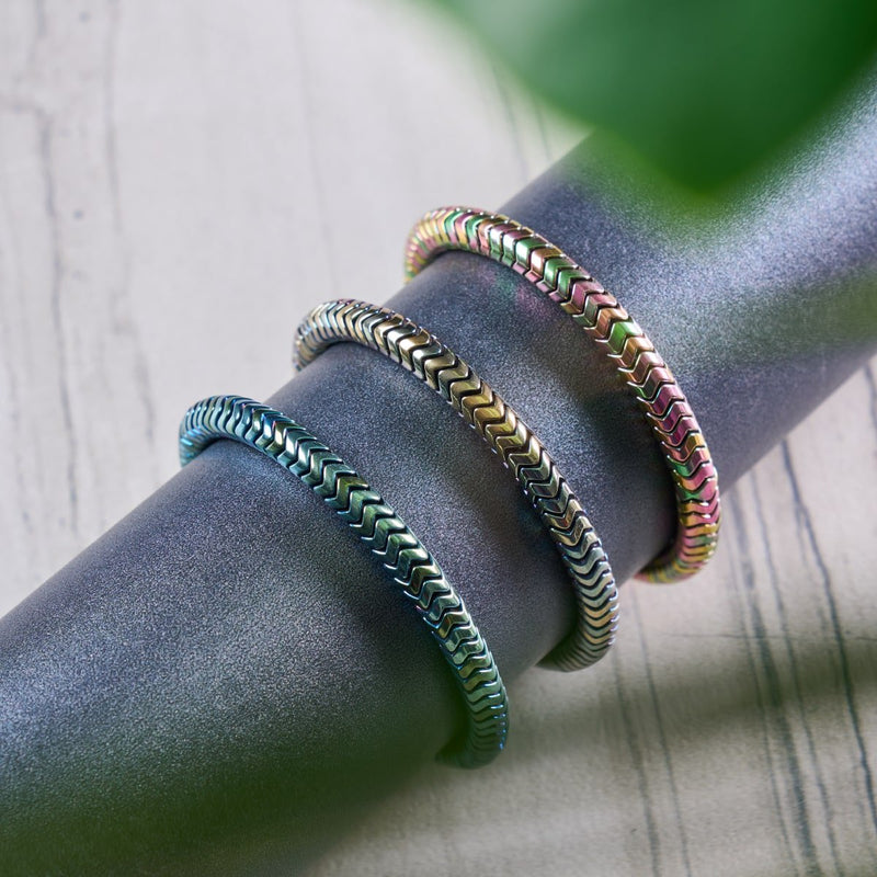Serpentine | Unicorn Gold Hematite x Unicorn Silver | Double Wave Bracelet