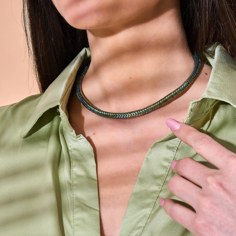 Serpentine | Emerald Hematite x Gunmetal | Double Wave Necklace